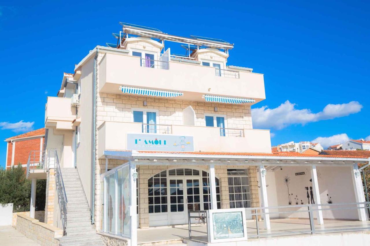 Apartments In Rogoznica 40364 エクステリア 写真