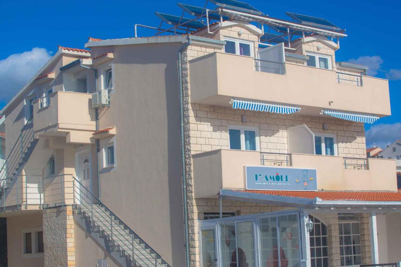 Apartments In Rogoznica 40364 エクステリア 写真