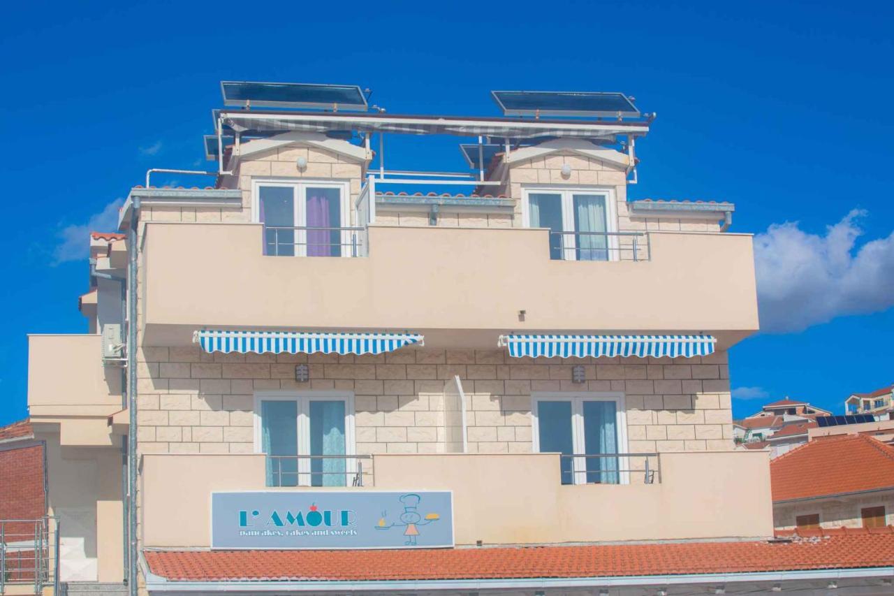 Apartments In Rogoznica 40364 エクステリア 写真