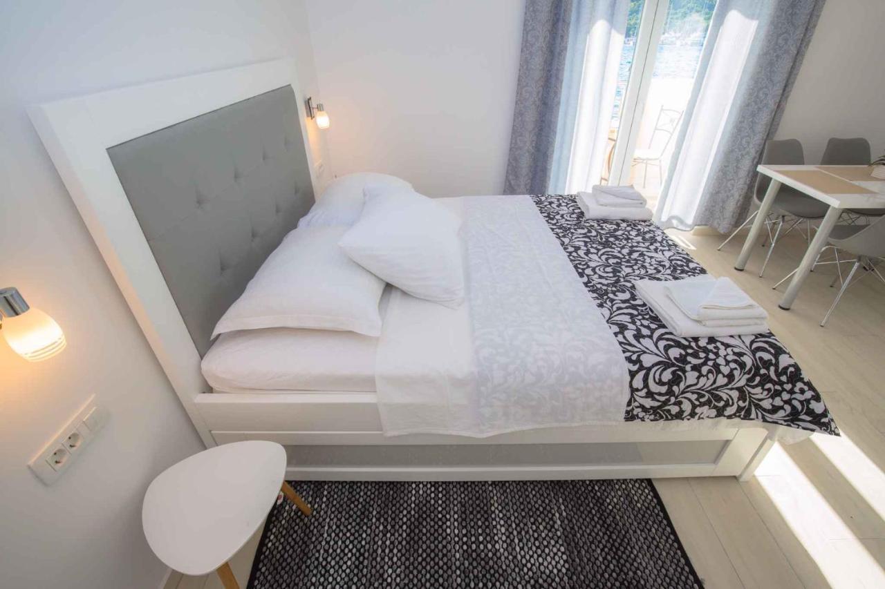 Apartments In Rogoznica 40364 エクステリア 写真